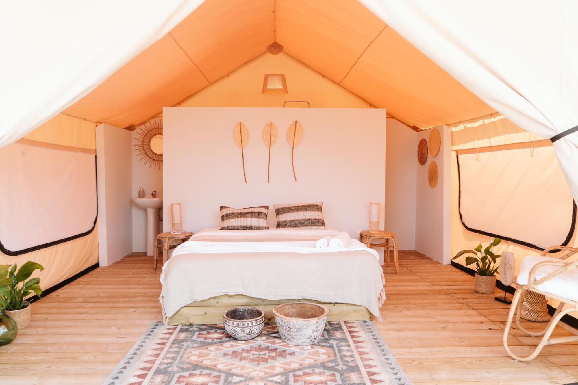Dreamsea Surf Guest House Gouveia  Екстериор снимка