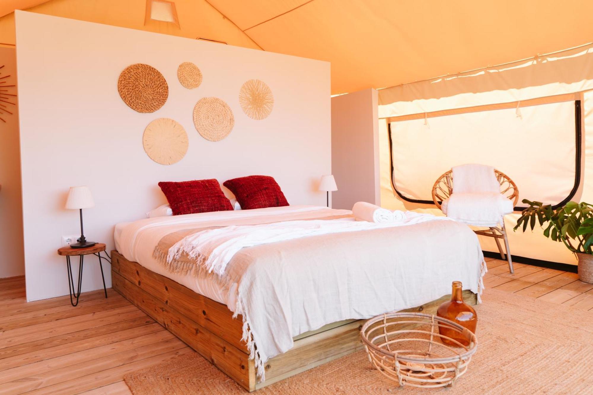 Dreamsea Surf Guest House Gouveia  Екстериор снимка
